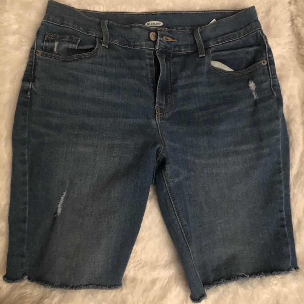🔴 OLD NAVY Bermuda Shorts